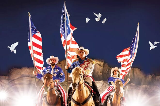 Dolly Parton's Stampede