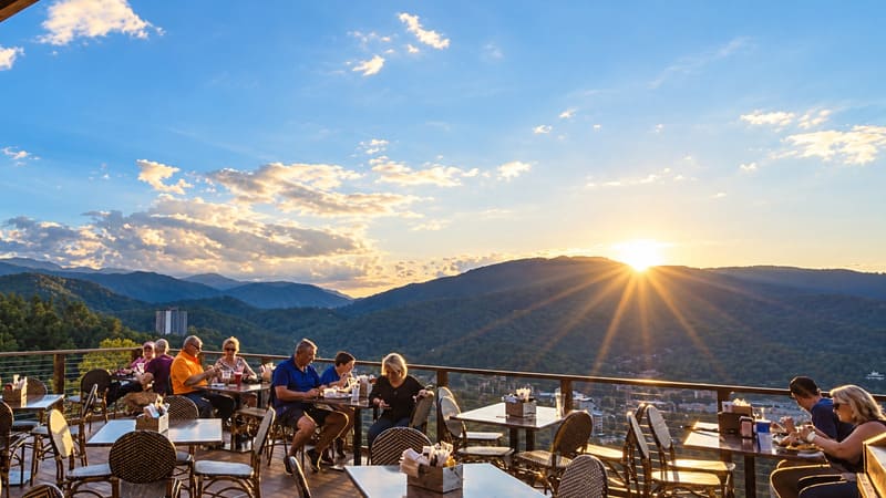 4 Days and 3 Nights + Anakeesta Tickets | Best Attractions in Gatlinburg